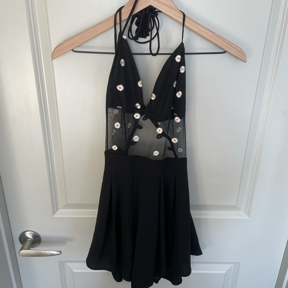 Lucy in the Sky Giovanna Daisy Lace Romper in Black